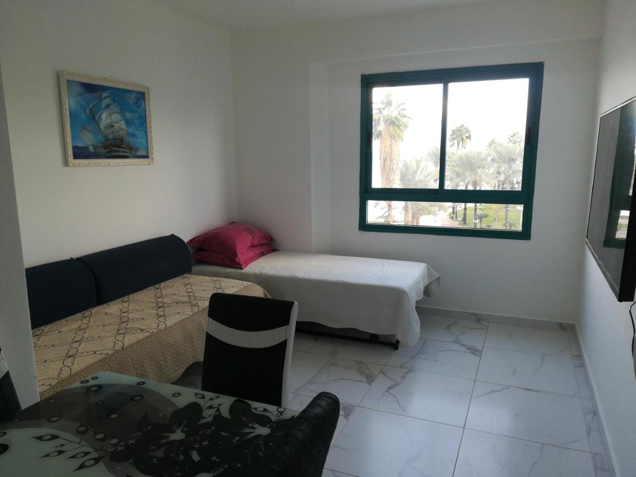 Apartment By The Lake Tiberias Buitenkant foto