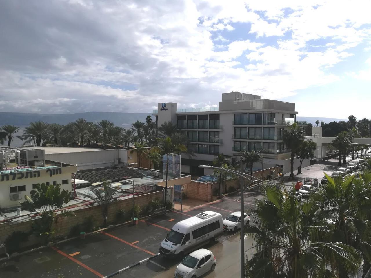 Apartment By The Lake Tiberias Buitenkant foto