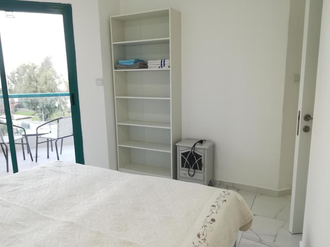 Apartment By The Lake Tiberias Buitenkant foto